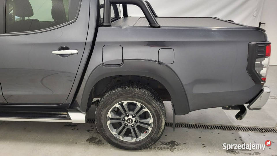 Mitsubishi L200 22 d DC Stark Basic aut diesel Grójec