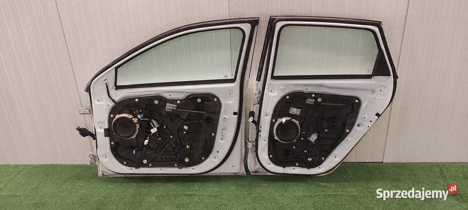 DRZWI PRAWE PRZEDNIE HYUNDAI I30 III 2016 LAK osobowe Międzychód