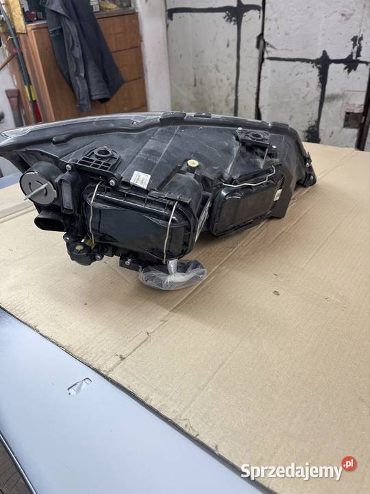 Reflektor seat Leon Ruda Śląska