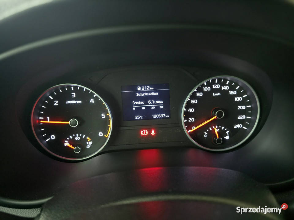 Kia Sportage Salon Polska Serwis ASO Gwarancja relingi dachowe Sportage Tarnów