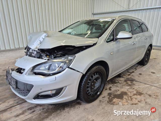 Opel Astra J Innovation kombi mocniejsza wersja