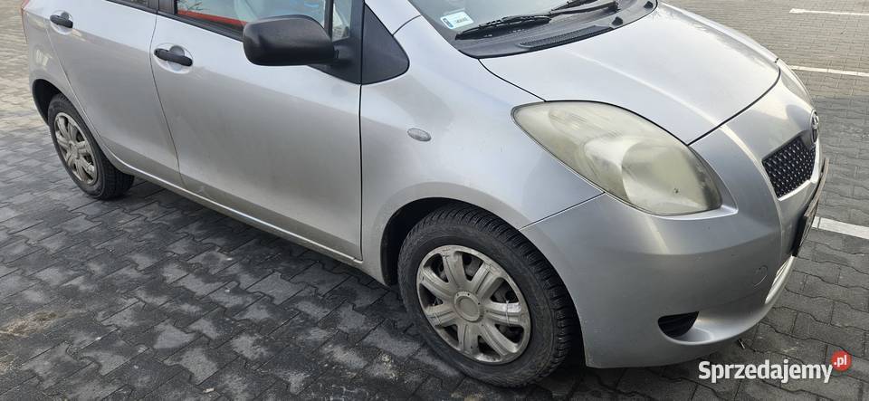 Toyota Yaris 2007r Rok produkcji 2007 Nowe Miasto nad Pilicą sprzedam