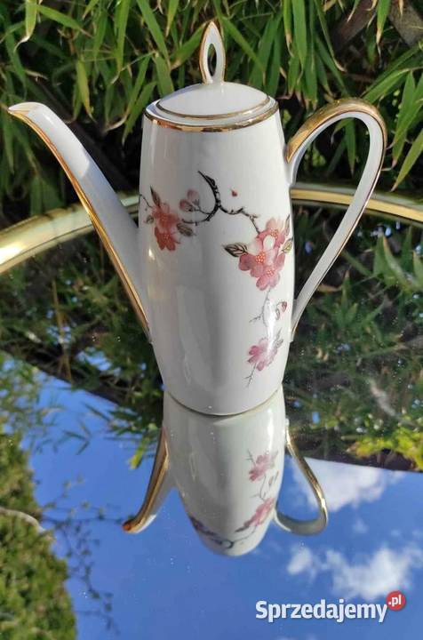 Dzban w kwiaty złocony z bawarskiej porcelany Pabianice
