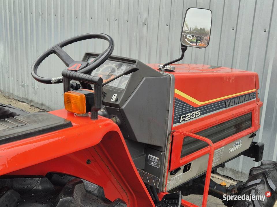 Traktorek traktor YANMAR F235D 23 44 z Małuszyn