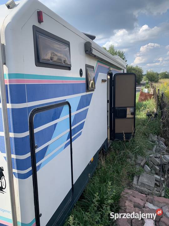 Camper Mitsubishi Canter 28T Pruszków