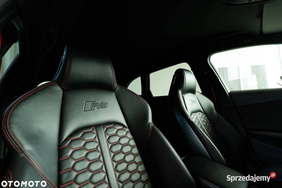 Audi RS4 Avant 2894cm3 pomorskie