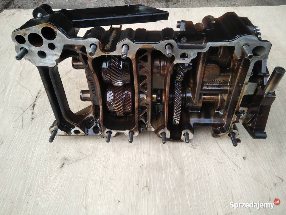 Pompa oleju 06B103535B Audi A4 B6 20 130
