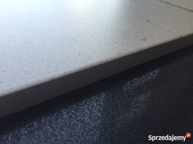 Gres techniczny przemysłowy GRUBY 12 mm 20x20
