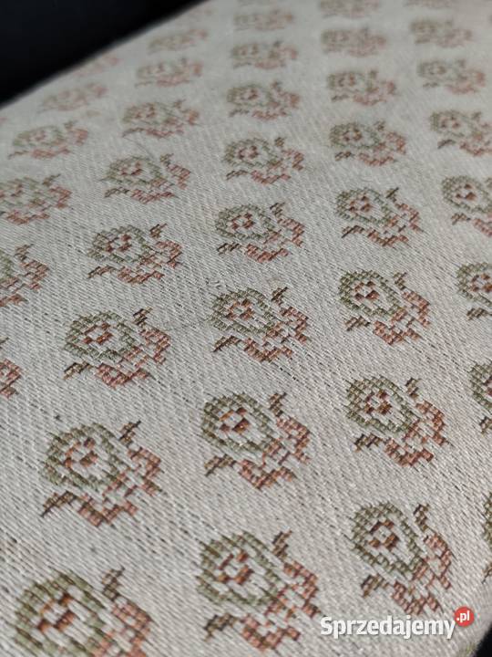 Stylowy drewniany podnóżek zydelek vintage Poddębice