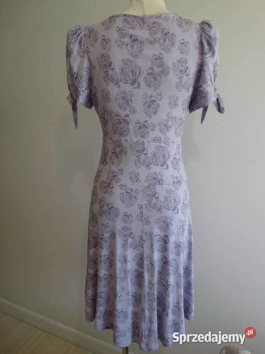 Sukienka Liliowa Kwiatowy Nadruk Rozkloszowana Rozkloszowana