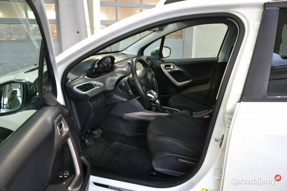 Peugeot 2008 12 benzynka niski przebieg ICDauto 60623km