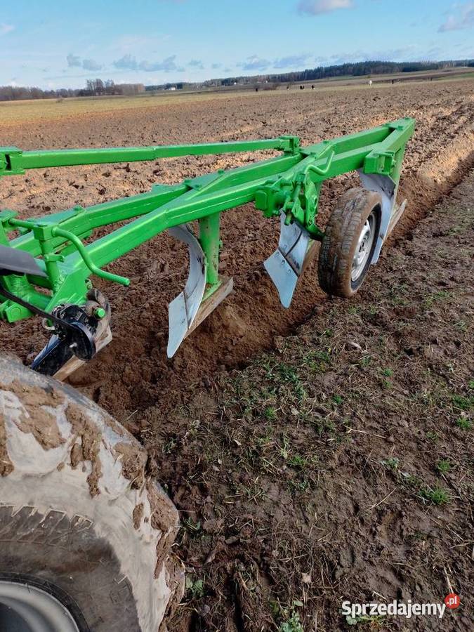 Pług czteroskibowy grudziądzki Pługi mazowieckie Przasnysz