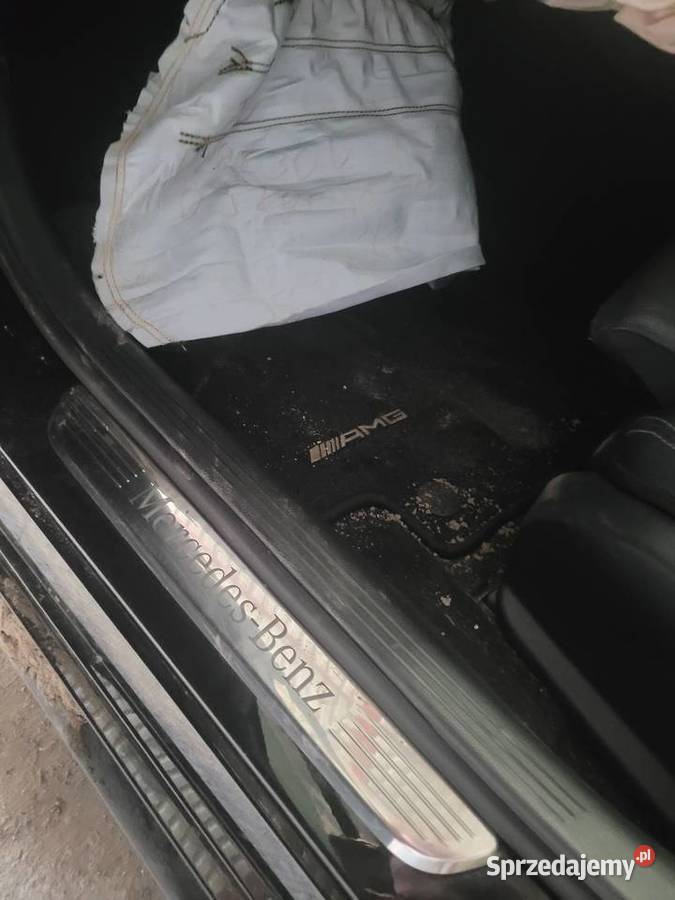 MERCEDESBENZ C300 W205 uszkodzony Jeziora sprzedam