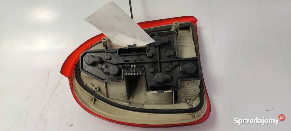 LAMPA PRAWA TYŁ OPEL CORSA B Lipno