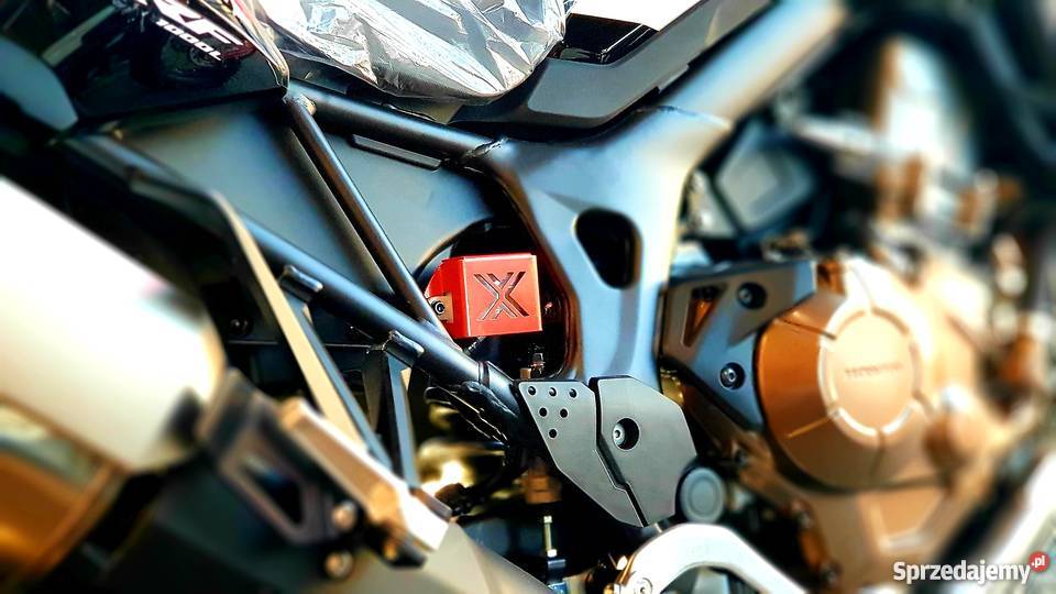 Brake fluid reservoir cover Africa Twin Piątkowiec