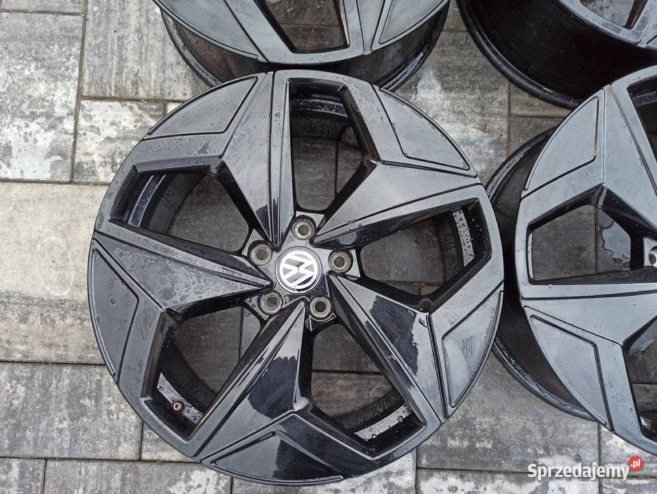 19 5x112 VW golf passat Tiguan troc Średnica 19" Samochodowe Nowy Sącz