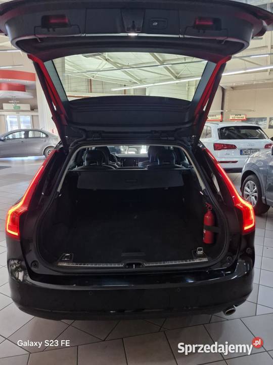 VOLVO V90 mały przebieg 98 000 Gwarancja światła przeciwmgielne Wrocław