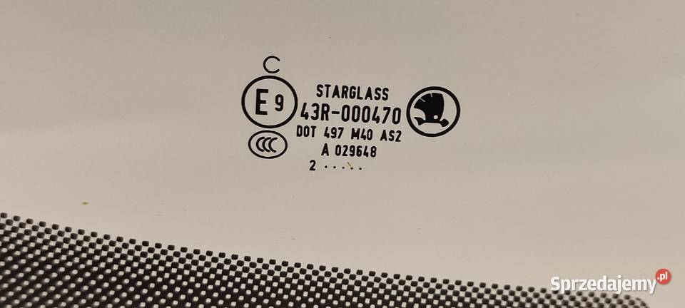 SKODA YETI SZYBA DRZWI PRAWY PRZÓD 2012