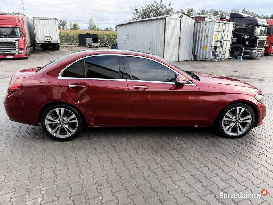 Mercedes c300 W205 38 tysięcy 2018 wielofunkcyjna kierownica Ropczyce