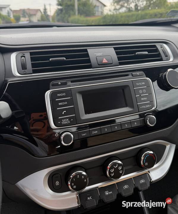Kia Rio 2017 stan 177000km Rio dolnośląskie Jaworzyna Śląska