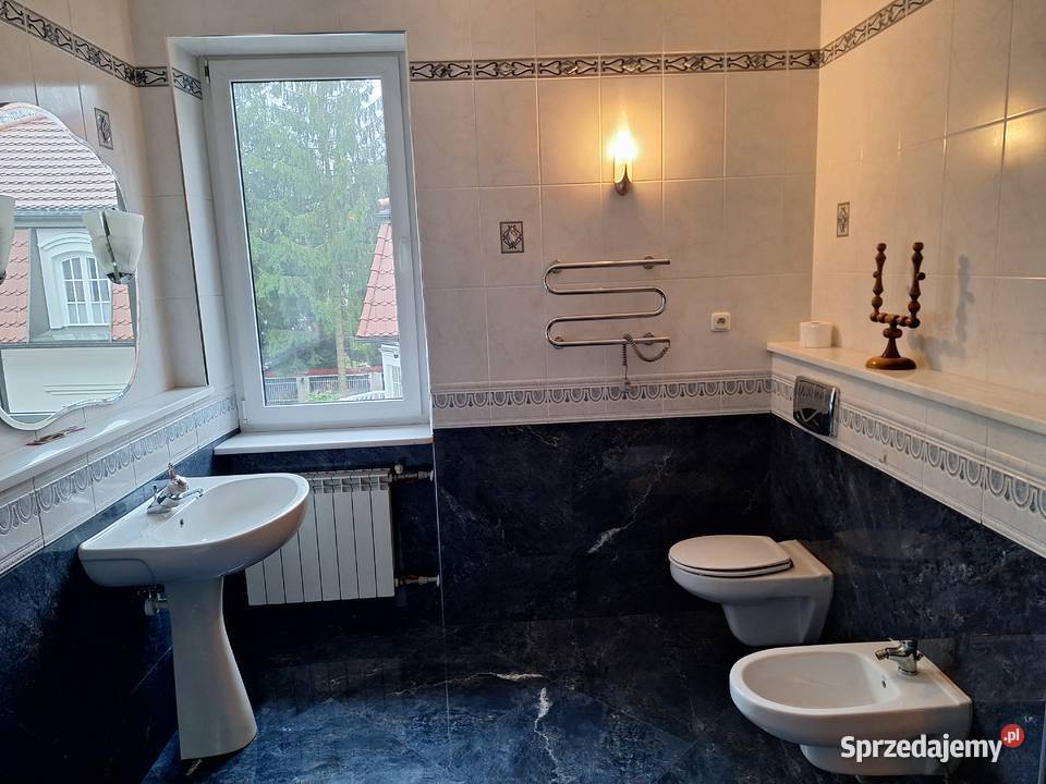 Stary Anin wydzielone 5 pokojowe mieszkanie w Sprzedaż Warszawa