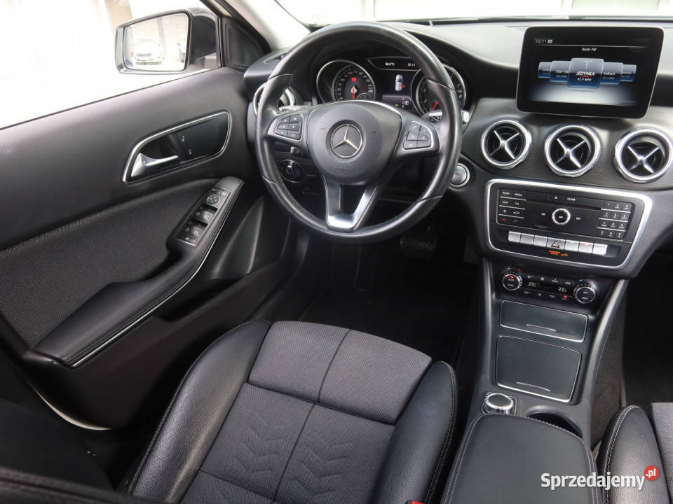 Mercedes GLA GLA 200 klimatyzacja Katowice