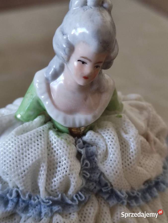 Figurka porcelana koronki Niemcy lata 6070 te