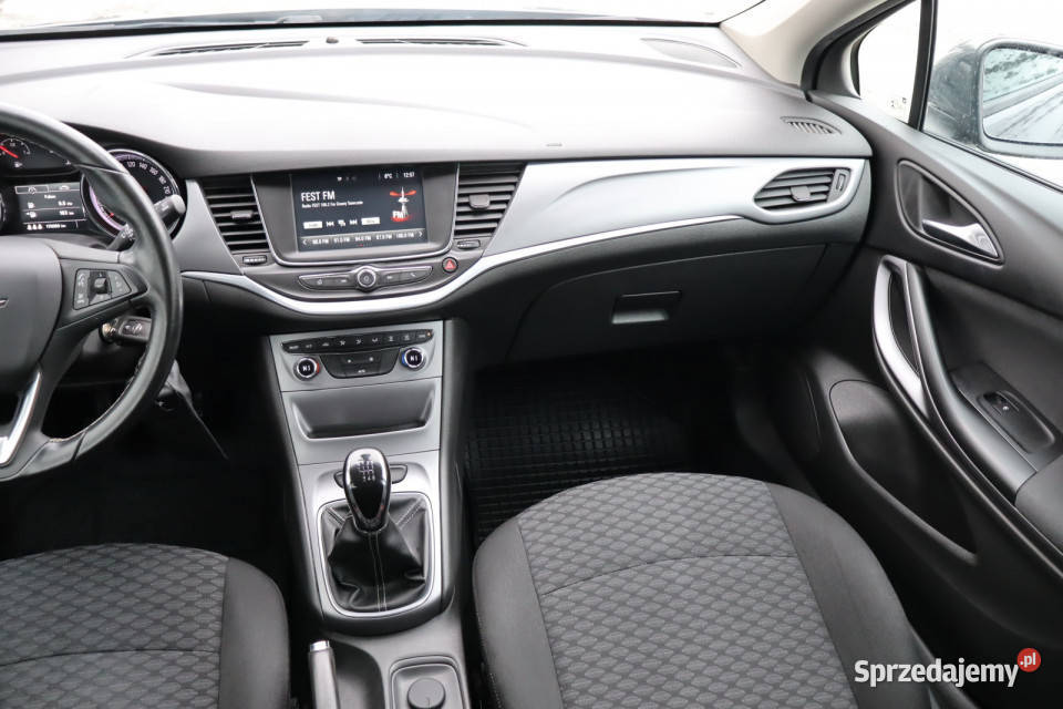 Opel Astra 14 T Zabrze