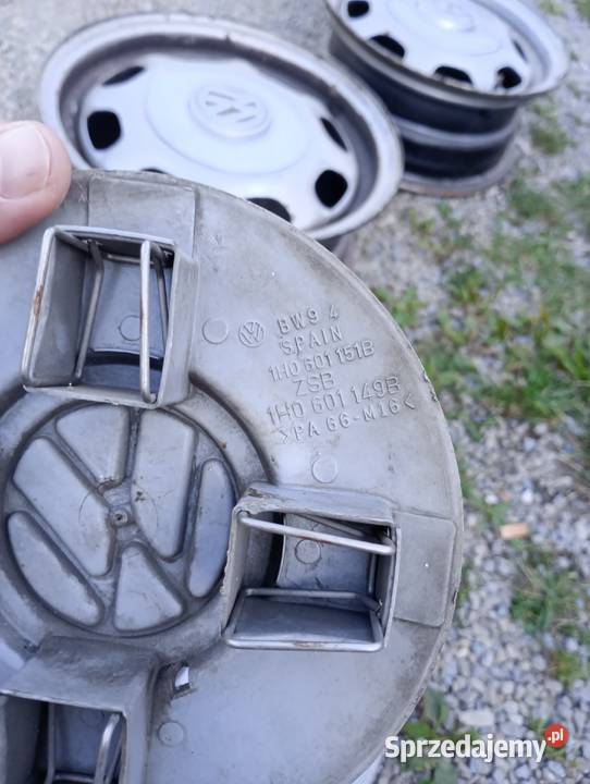 Felgi orginal VW 13 et38