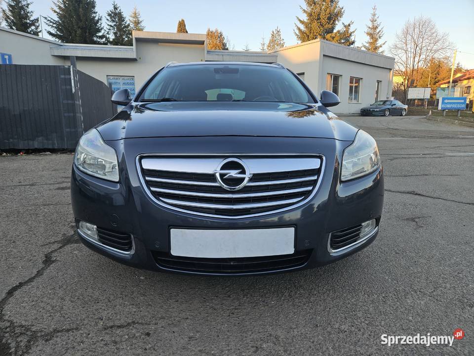 Opel Insignia 20CDTI 130 Automat EURO5 Combi szary Sanok