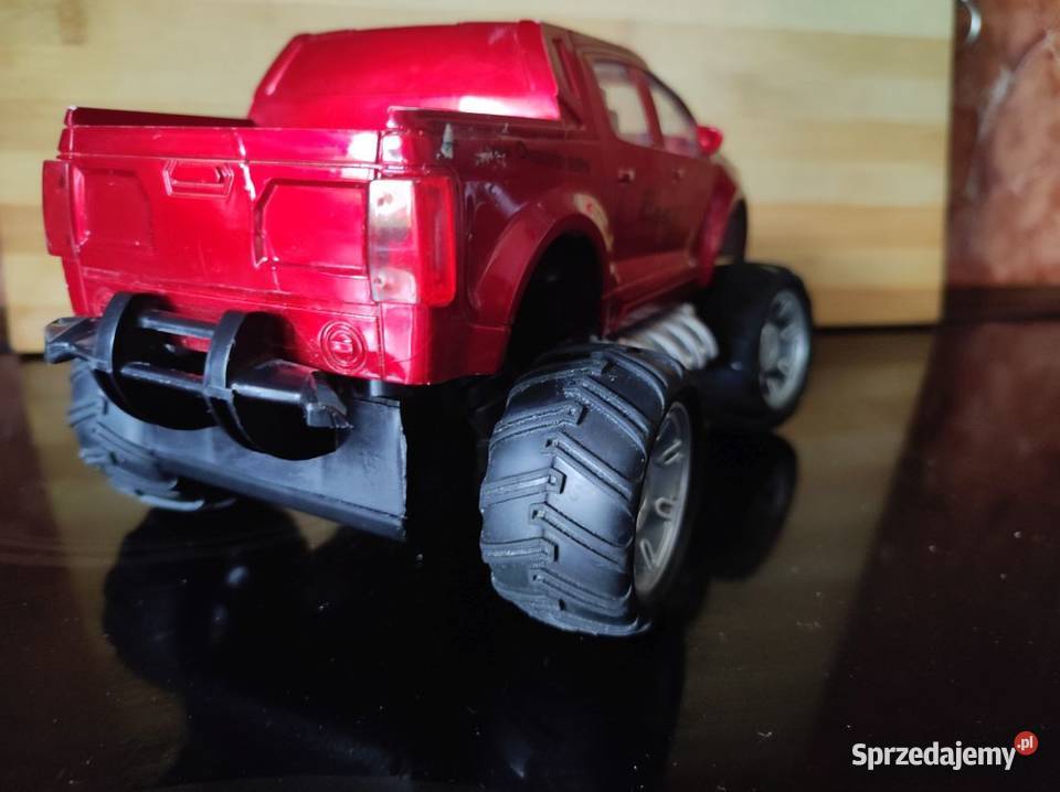 auto terenowe monster truck terenówka Kielce