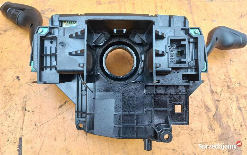 FORD FOCUS MK3 TAŚMA AIRBAG MANETKI ZWAC30088C Radom sprzedam