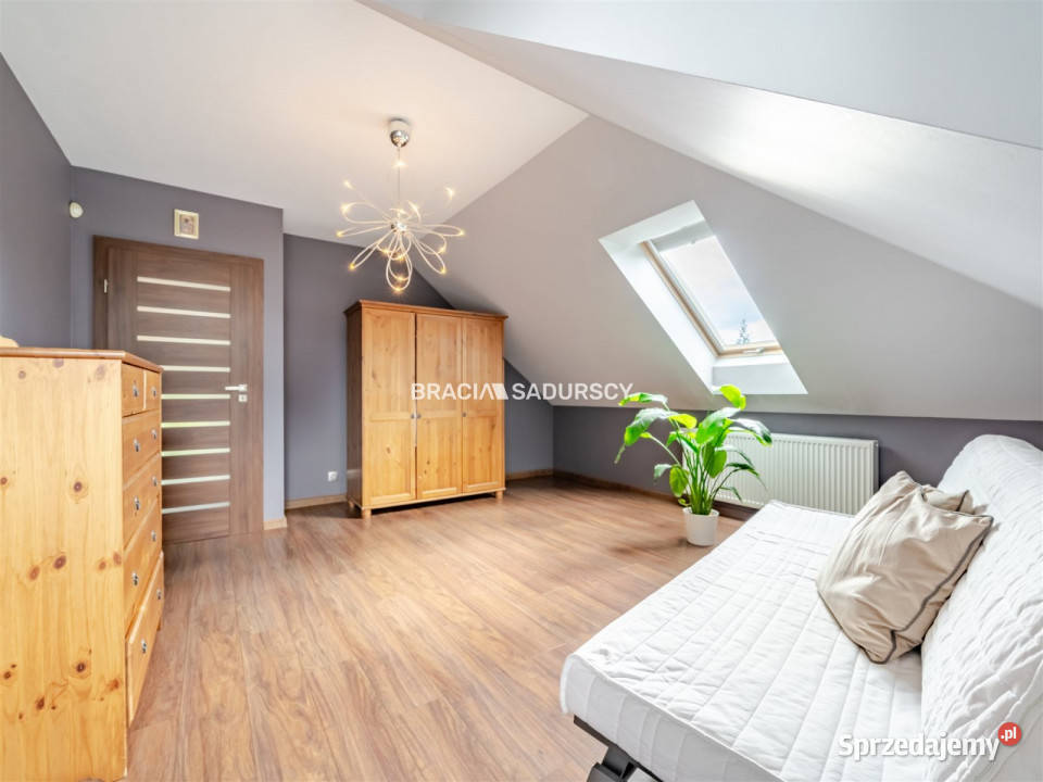Dom wolnostojący do sprzedania 2858m2 Wieliczka 285.8m2 sprzedam