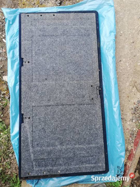 124 kombi tapicerka bagażnika granatowa osobowe sprzedam