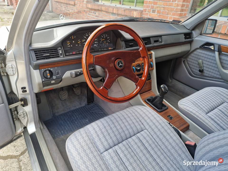 Mercedes Benz W124 300D poduszka powietrzna Tychy