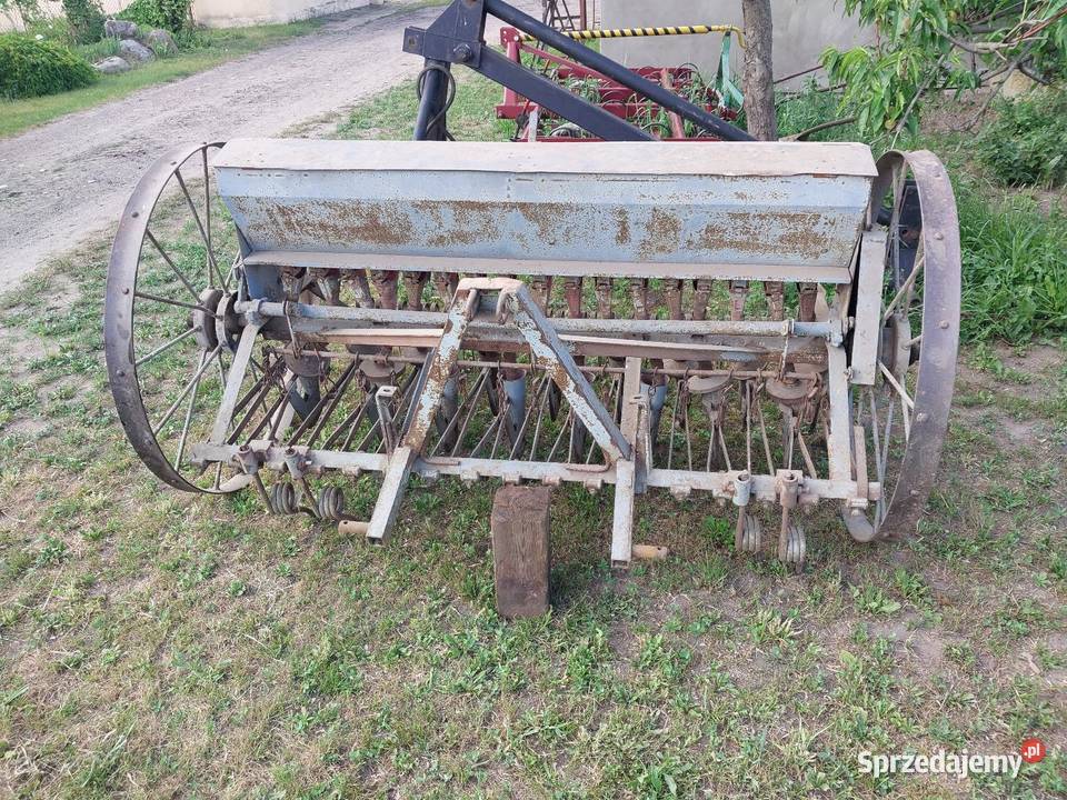Sprzedam siewnik konny nieuszkodzony Ślesin