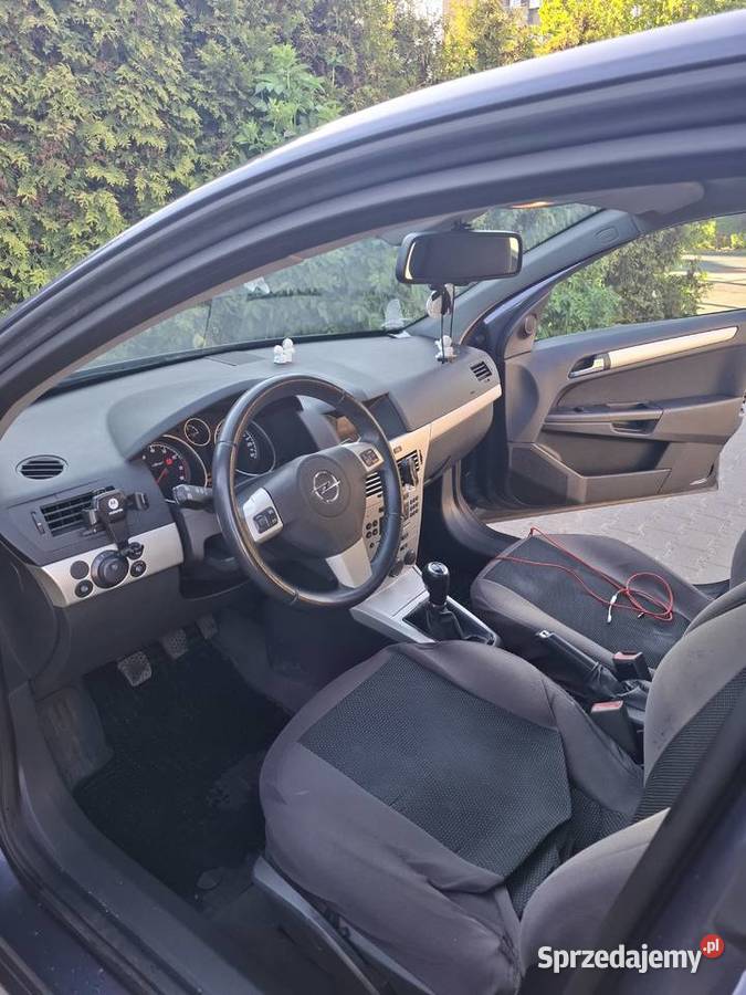 Opel Astra H 14 2008 Benzyna elektrochrom. lusterko wst. śląskie Będzin