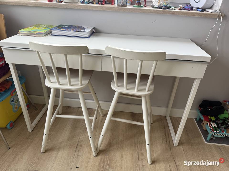 Biurko i dwa krzesła Ikea wielkopolskie Mosina