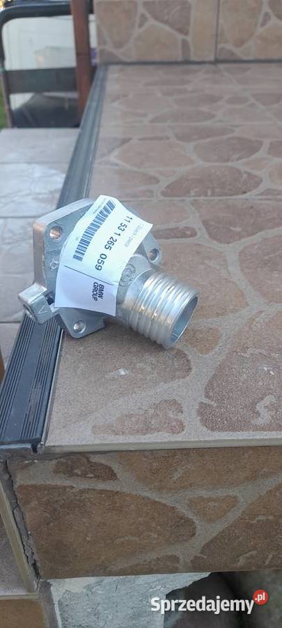 Obudowa termostatu bmw e30i 1989r osobowe