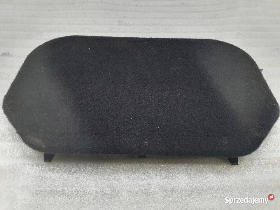 ZAŚLEPKA SCHOWEK PODŁOGI VW TOURAN LIFT osobowe wielkopolskie sprzedam