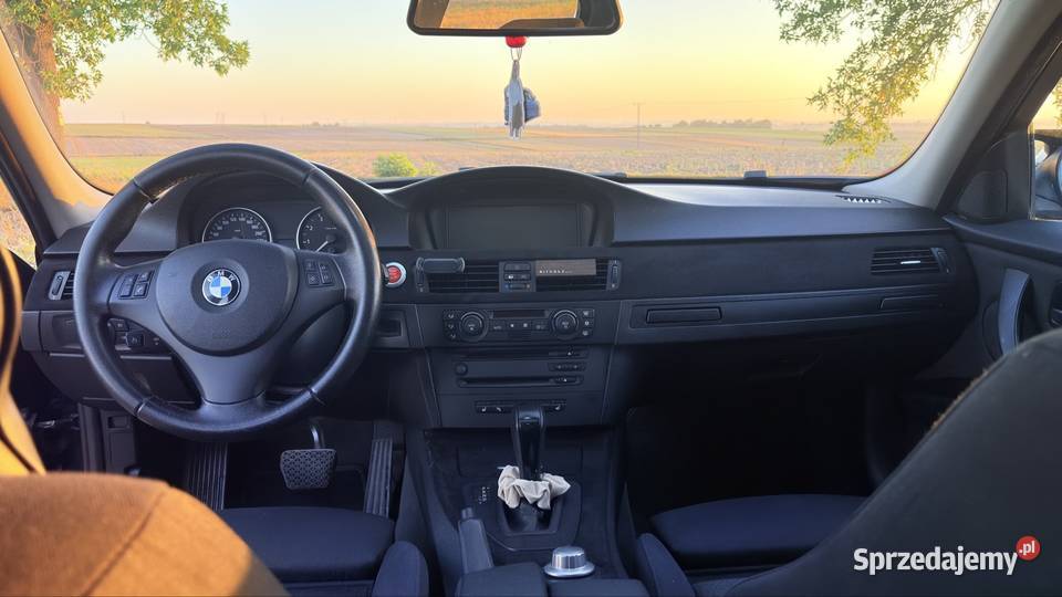 BMW E90 325i 218 Wronowice
