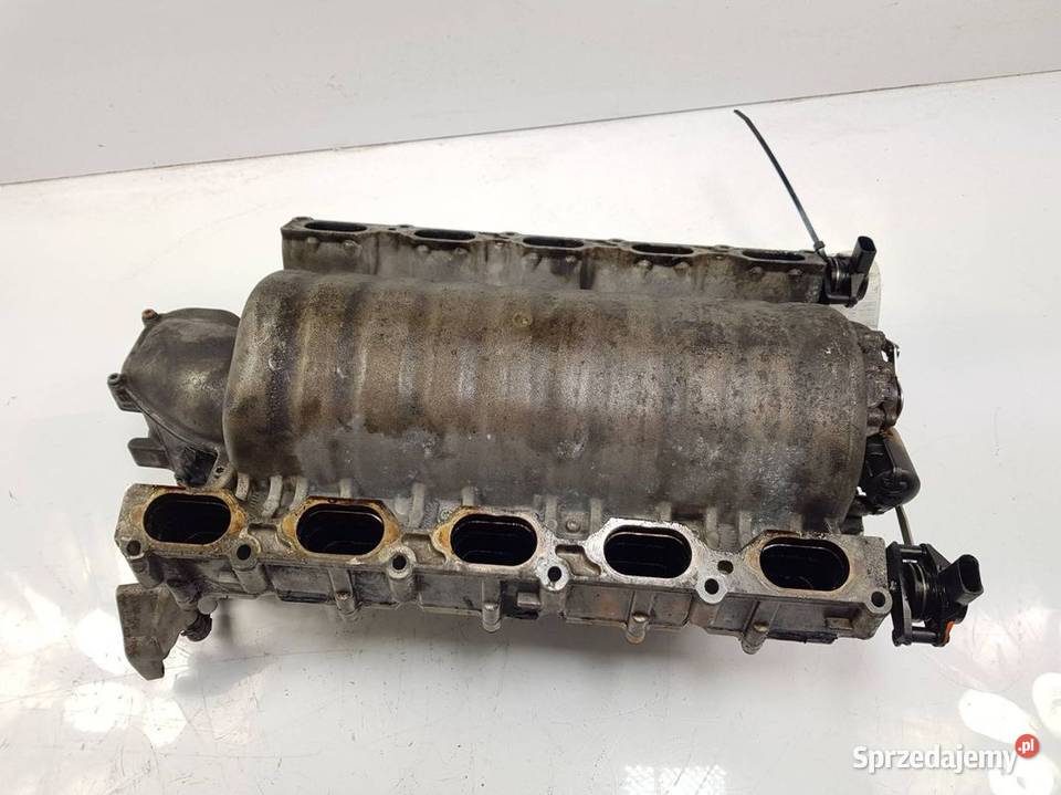 KOLEKTOR SSĄCY AUDI S8 D3 52 FSI Lipno