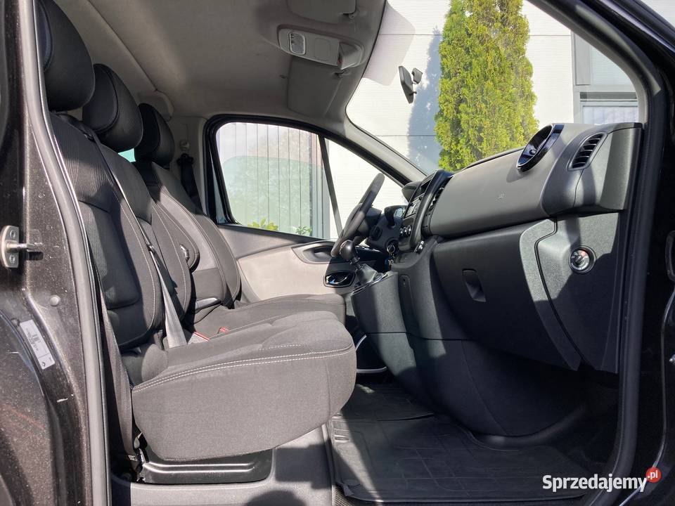 Renault Trafic Wynajem z Wykupem Bez BIKKRD Gdynia