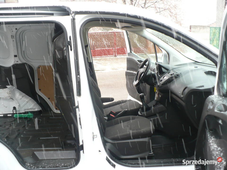 Ford Courier Salon 2017 Klima Ładnie Utrzymany Rok produkcji 2017 Ford Siewierz