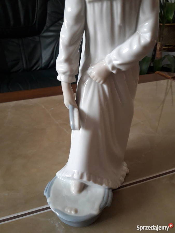 Figurka porcelanowa 285 NAO LLADRO Daisa Janów Lubelski sprzedam