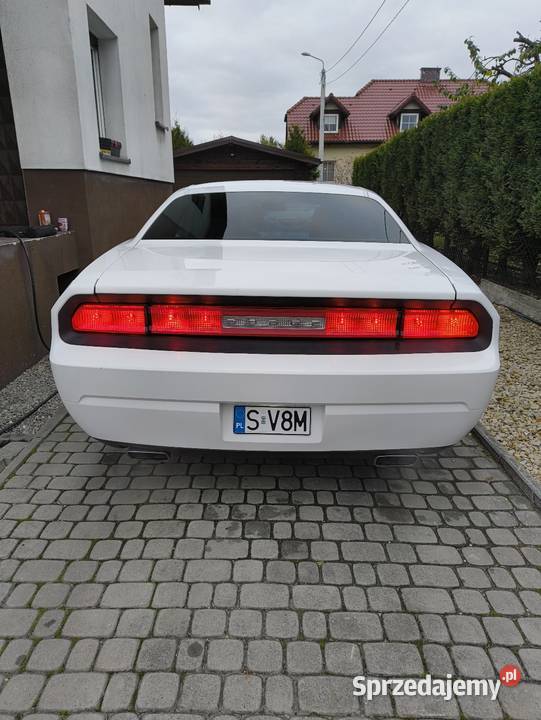Dodge Challenger 36 V6 pentastar VVT śląskie Żory sprzedam