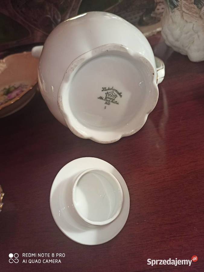 Dzbanek Hutschenrouther Z kwiatami jabłoni Sygn pomorskie