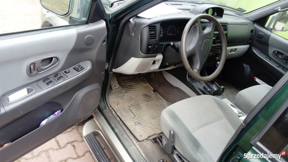 Mitsubishi Pajero sport 2002 lpg Mitsubishi Lubin