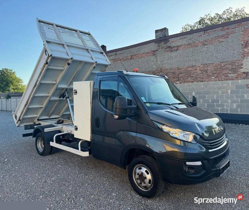 Iveco Daily 35C18 30 Diesel 180 2019r FAKTURA Napęd tylna oś Nisko sprzedam