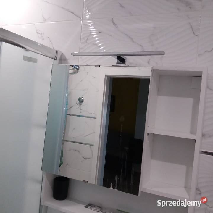 Szafka z lustrem do łazienki Świdnik Duży